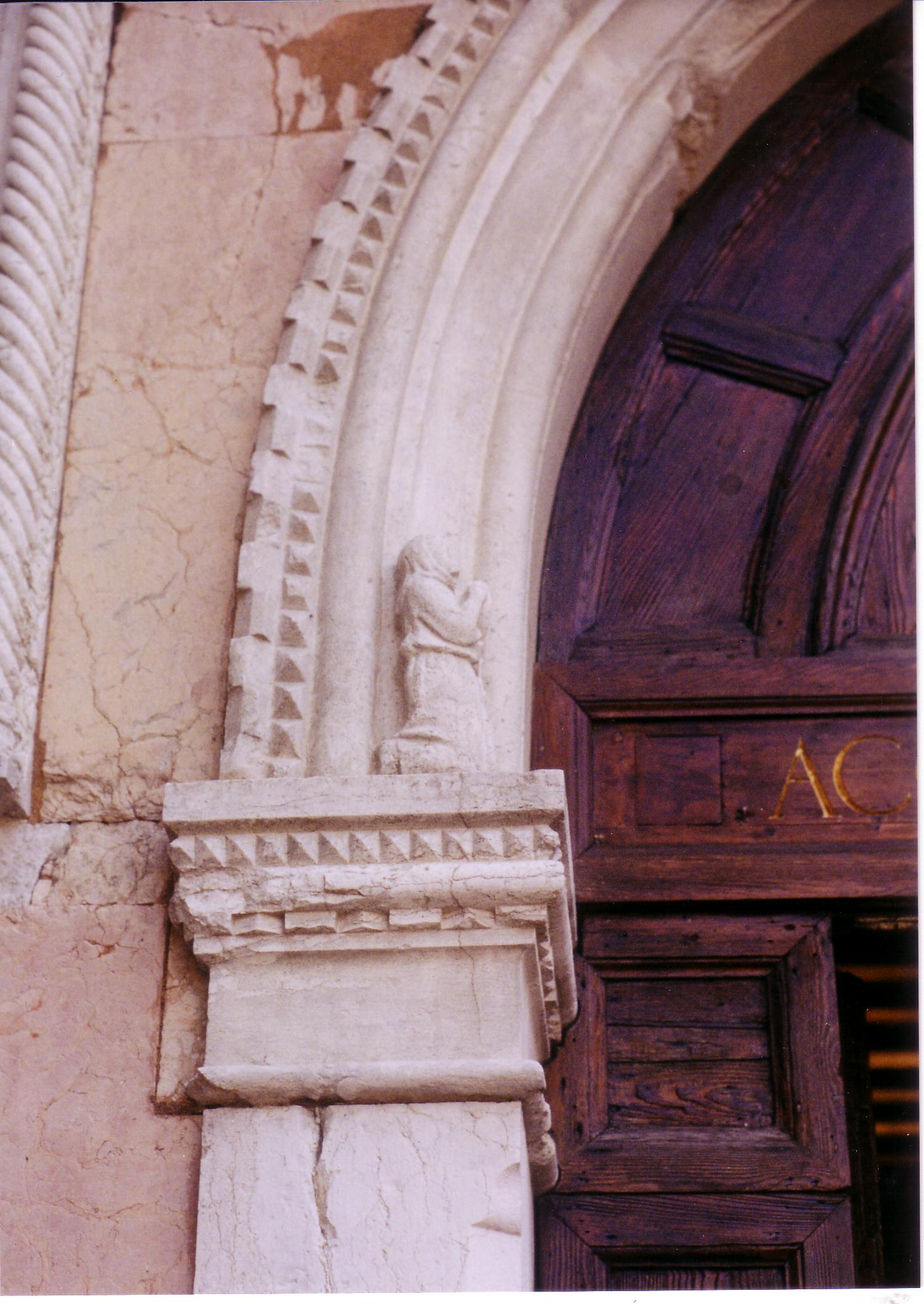 Door: Accademia di Bell Arti