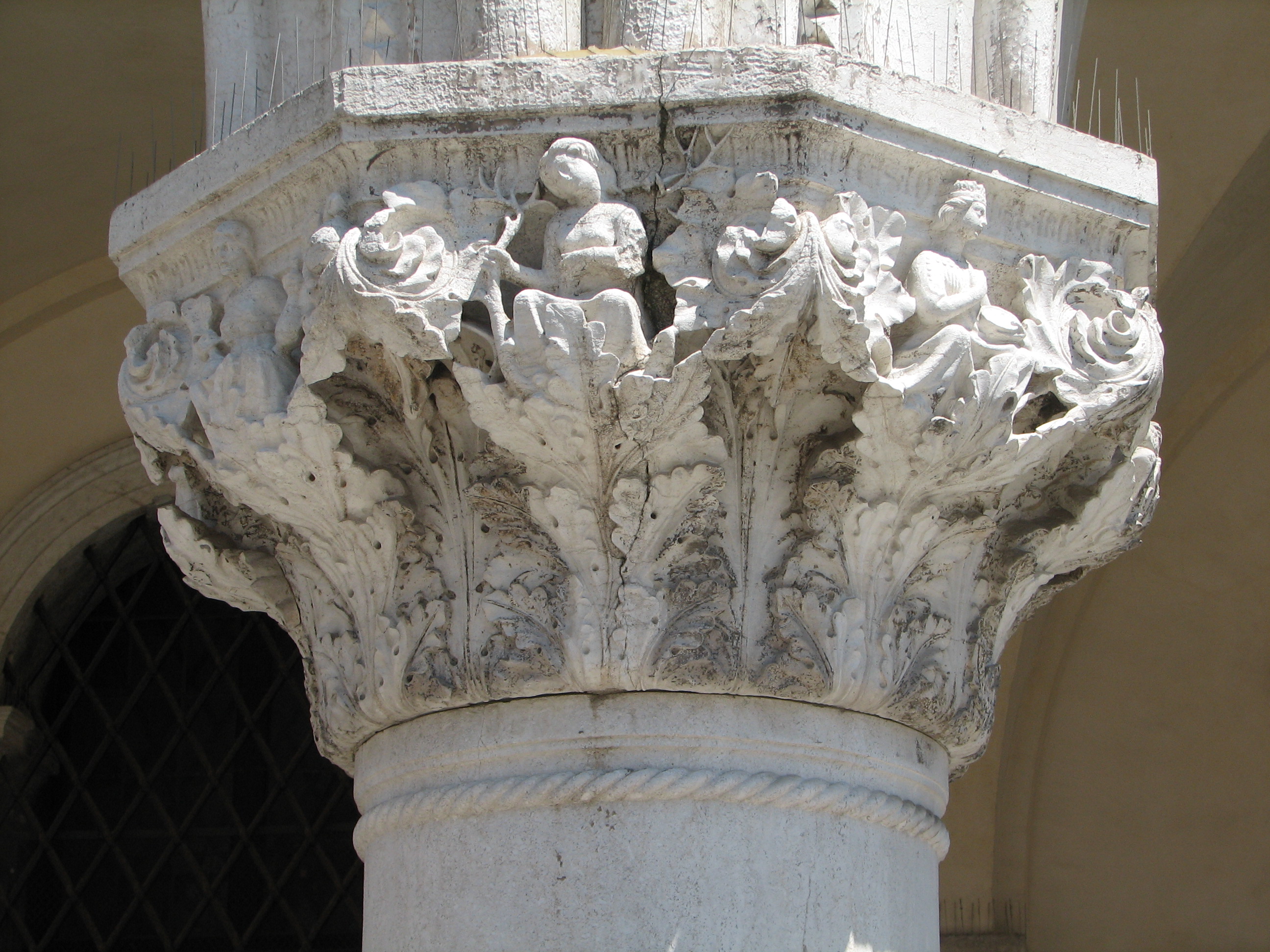 Lower Capitals of Ducal Palace: No 30 (7) Copied from No 10