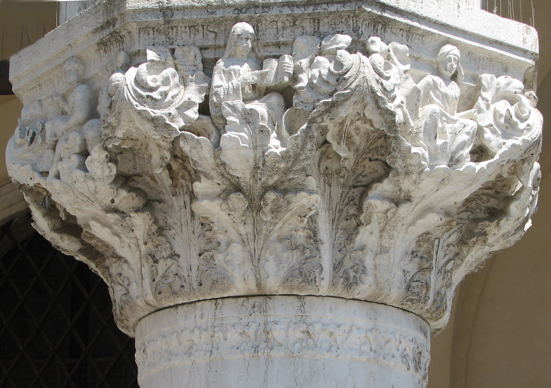 Detail of 33rd capital in its current state Folly, side 3, left; Celestial Chastity, side 4, centre; Honesty, side 5, right