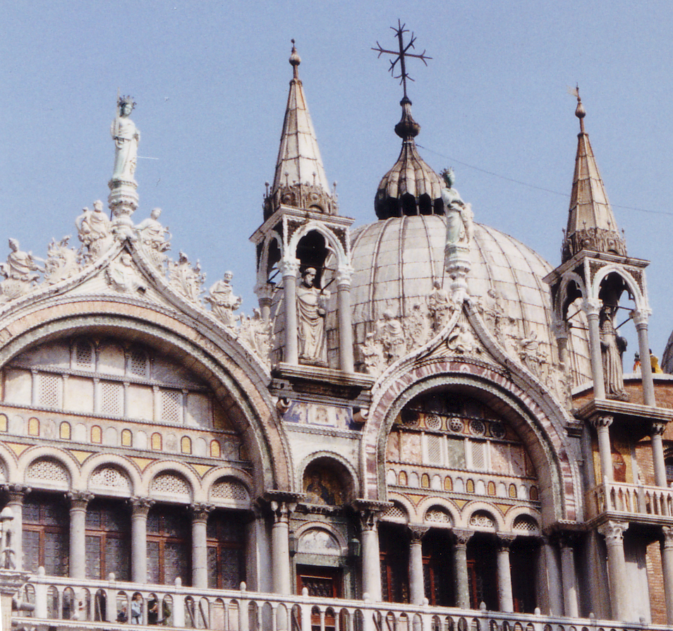 St. Marks Basilica, South West faade, towards Ducal Palace and Porta della Carta, with detail of niches and crockets