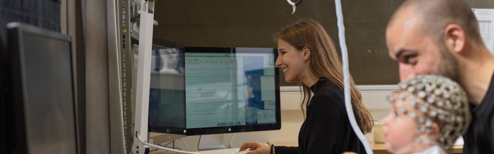 Student using Psychology equipment