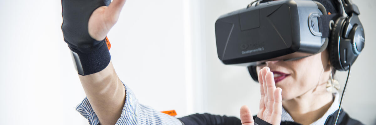 A test subject using a VR machine whilst on a treadmill